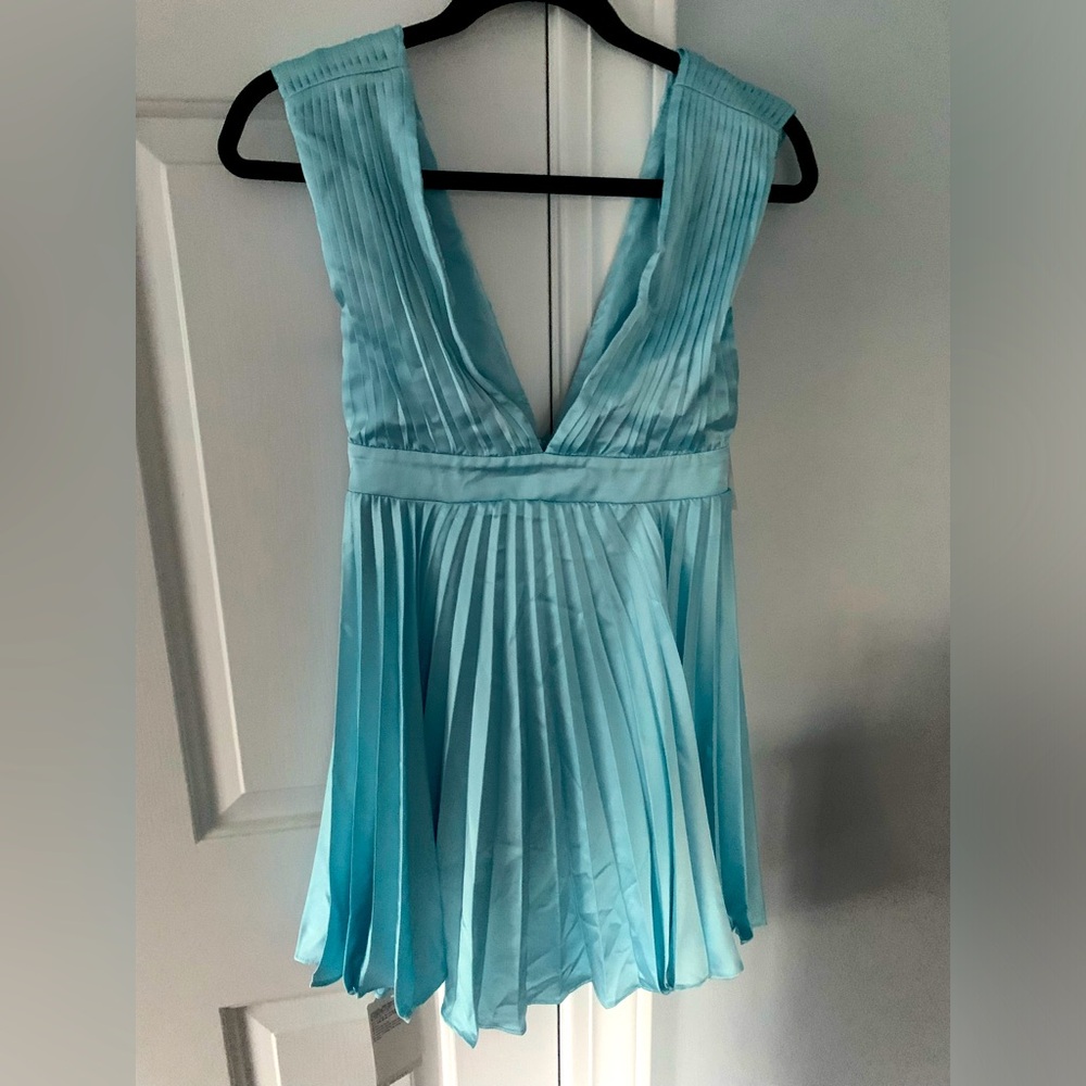 Abercrombie & Fitch NWT pleated satin mini dress size XSP